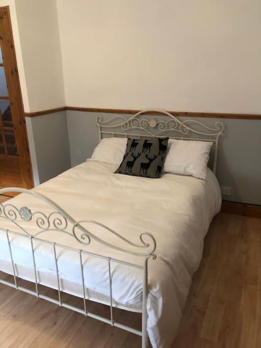 House In Drymen Village With Free Local Health Club Access Glasgow Buitenkant foto